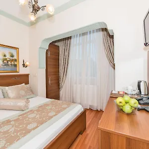 Otel Turgut, İstanbul
